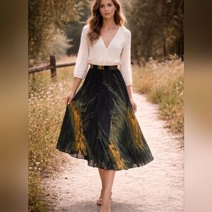 Elegant Black and Green  Accordian Pleated Skirt